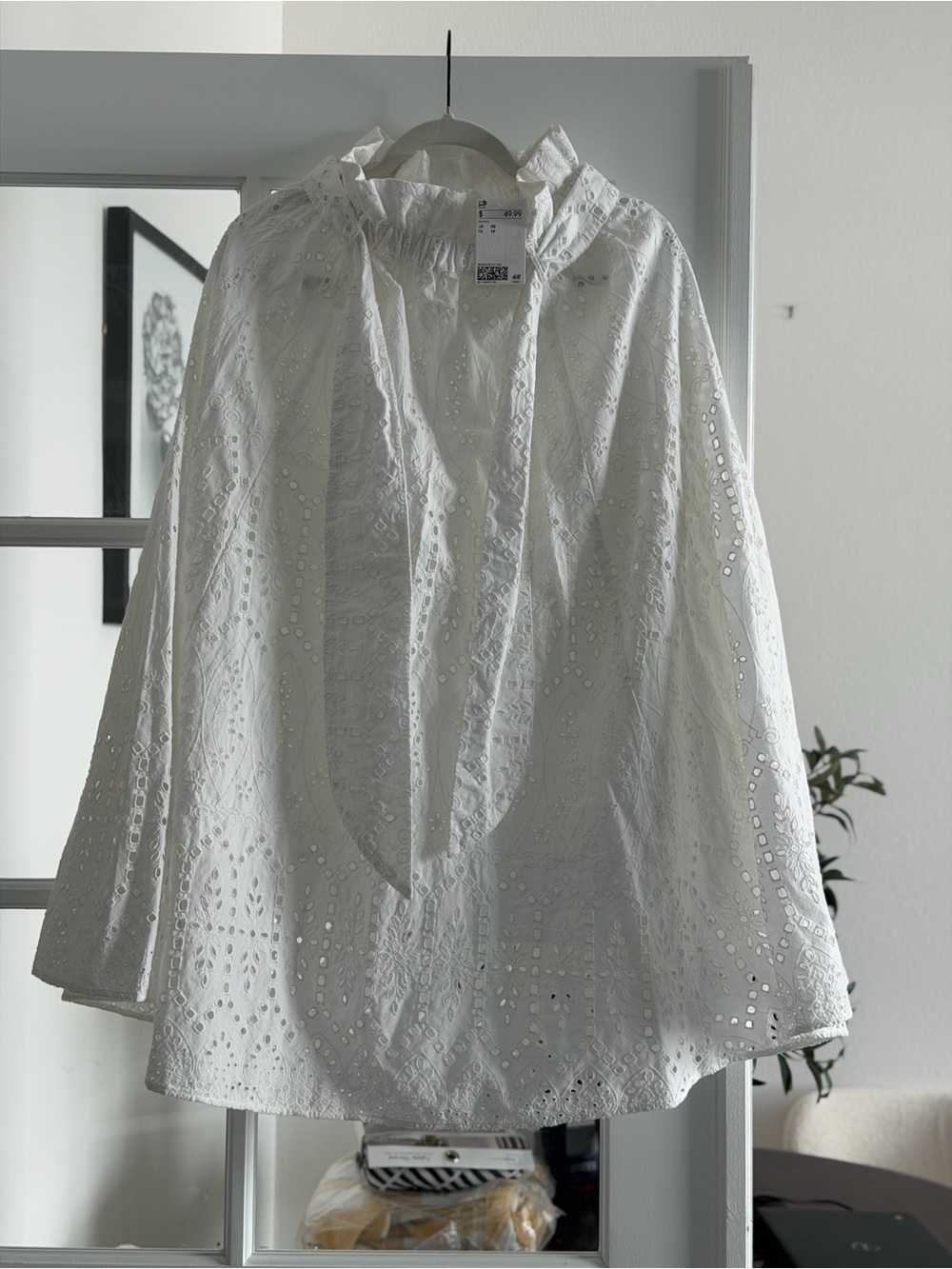 H&M White Eyelet A-Line Skirt